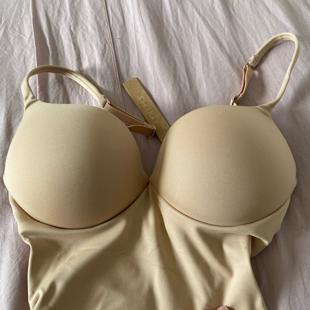 SKIMS Beige Shapewear Bodysuit - Picture 2 of 11